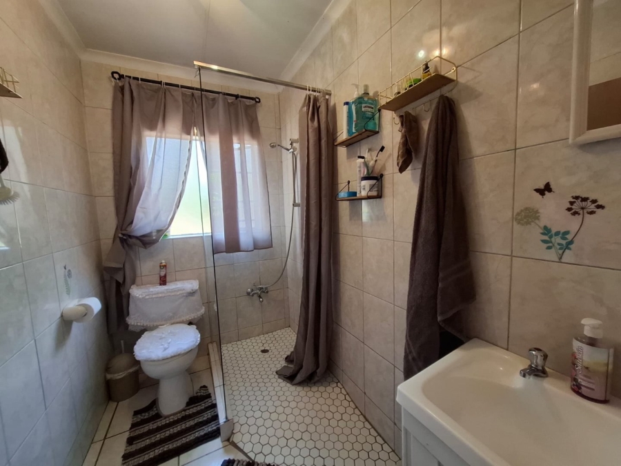 4 Bedroom Property for Sale in Safari Gardens North West